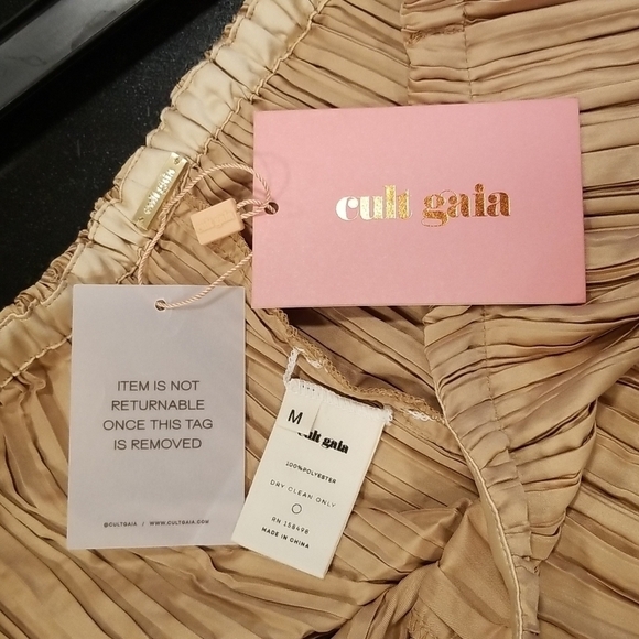 💕CULT GAIA💕 Kersti Pleated High Rise Satin Pants ~ Light Camel Medium M NWT - Picture 15 of 16